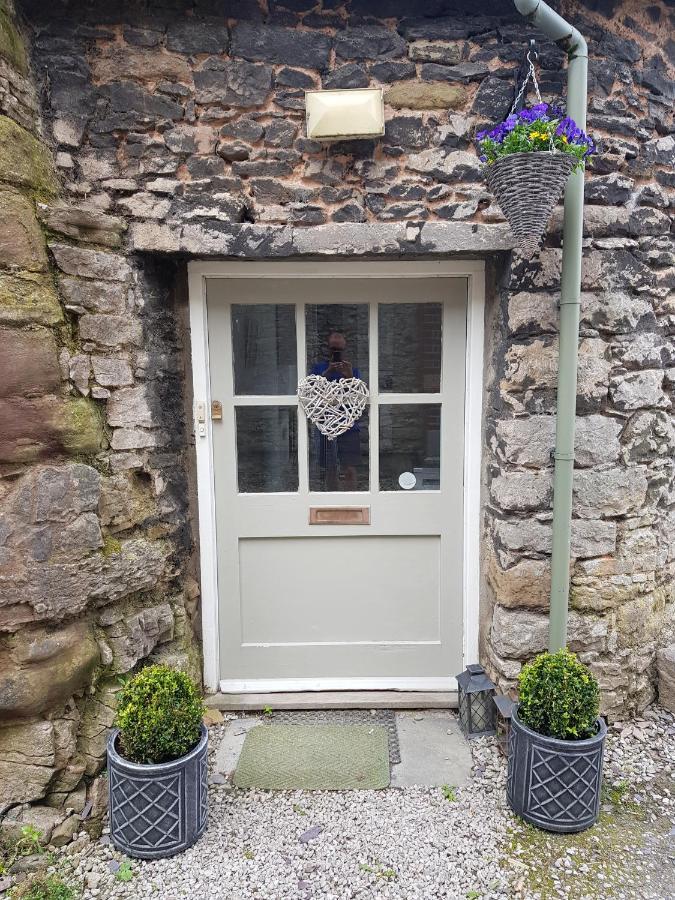 Castle House B And B Bed & Breakfast Denbigh Exterior photo