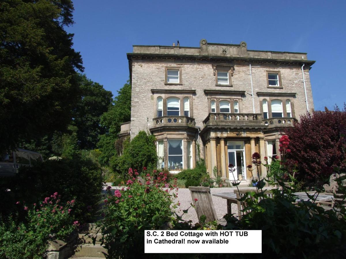 Castle House B And B Bed & Breakfast Denbigh Exterior photo